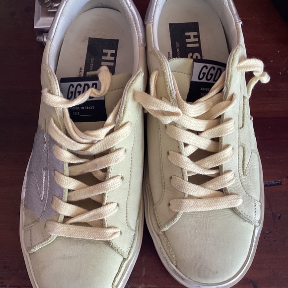 Golden Goose pale yellow/silver women’s size 7 HiStar slight platform sneakers. - Picture 9 of 9